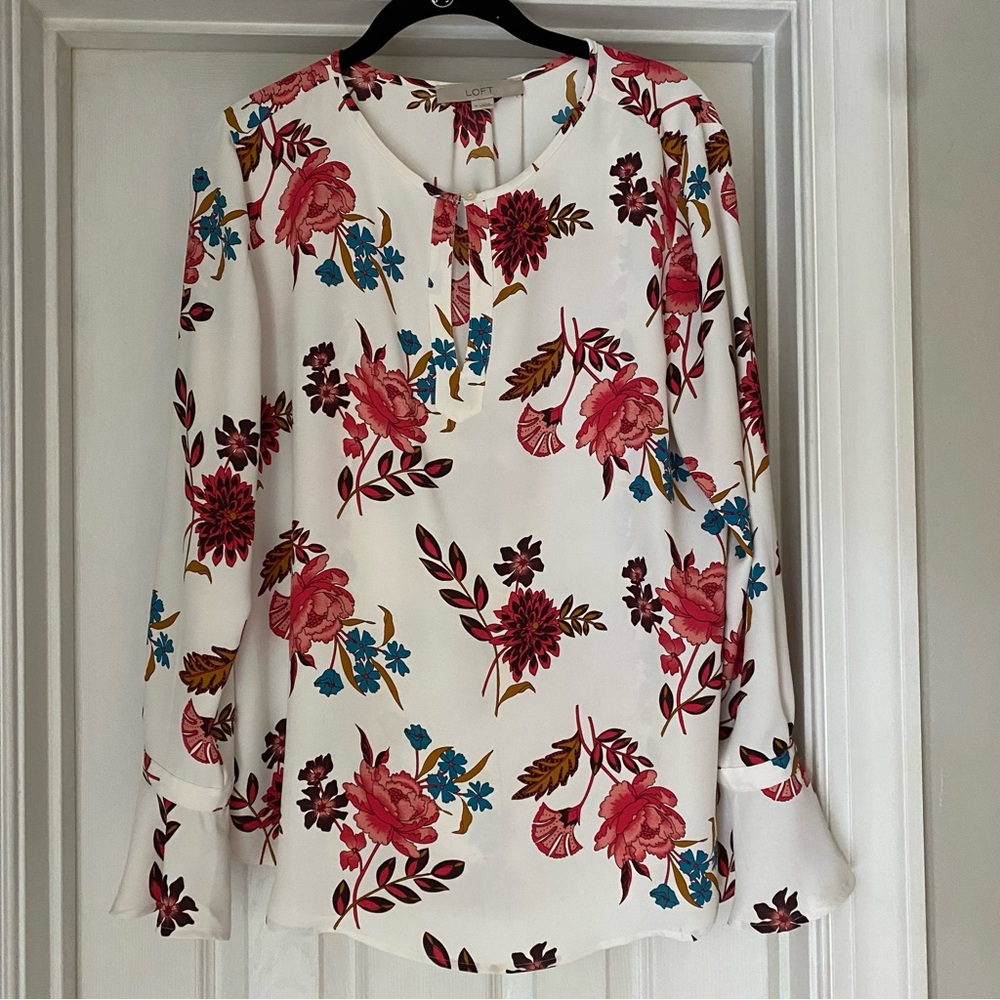Like New - Ann Taylor LOFT Floral Blouse